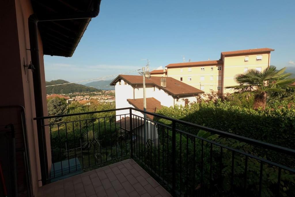 Hygge Holiday House Luino Ngoại thất bức ảnh